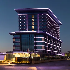 Golden Tulip Bayrampasa فندق