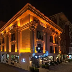 Le Petit Palace - Special Category Отель